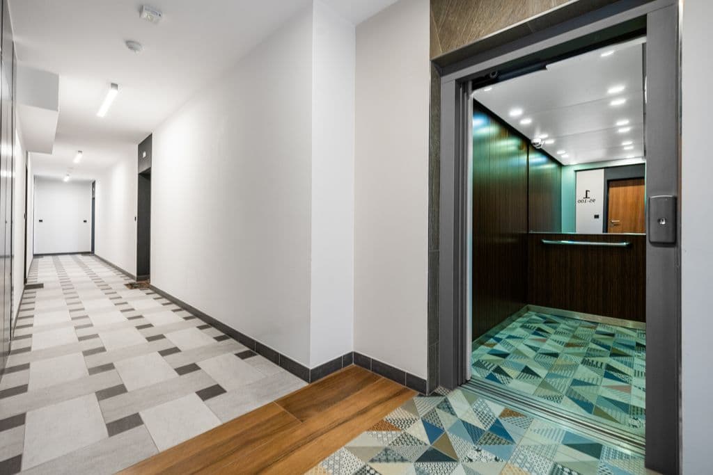 Modern flat 150m from Chrzanów Metro – 8