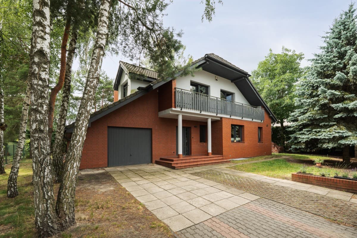luxurious residence with independent guest apartment – 32