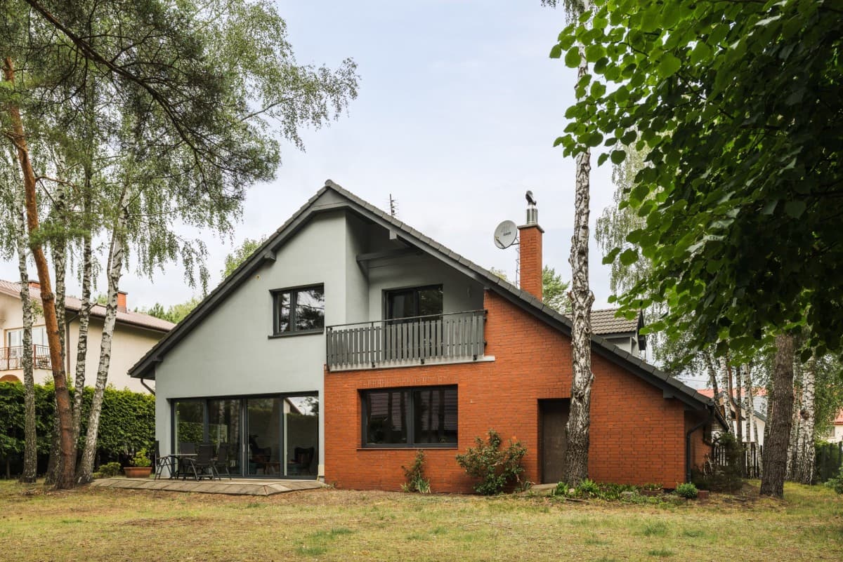 luxurious residence with independent guest apartment – 40