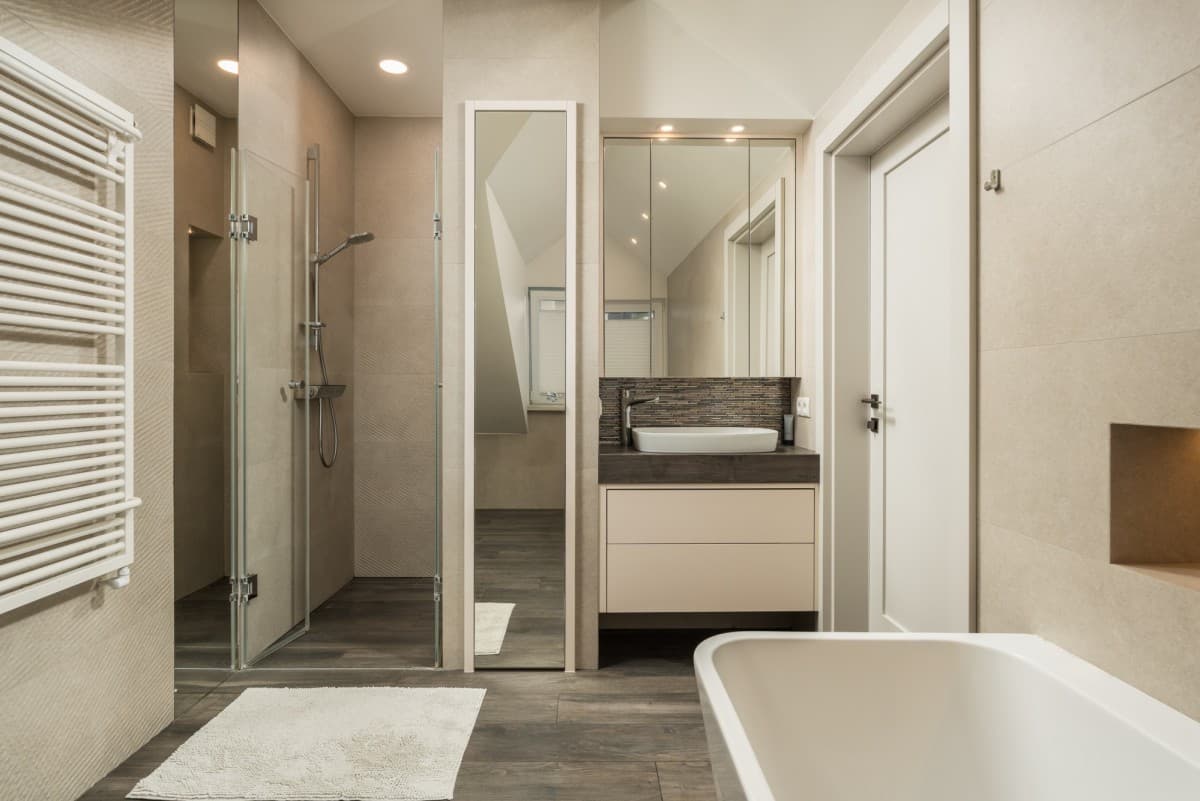 luxurious residence with independent guest apartment – 9