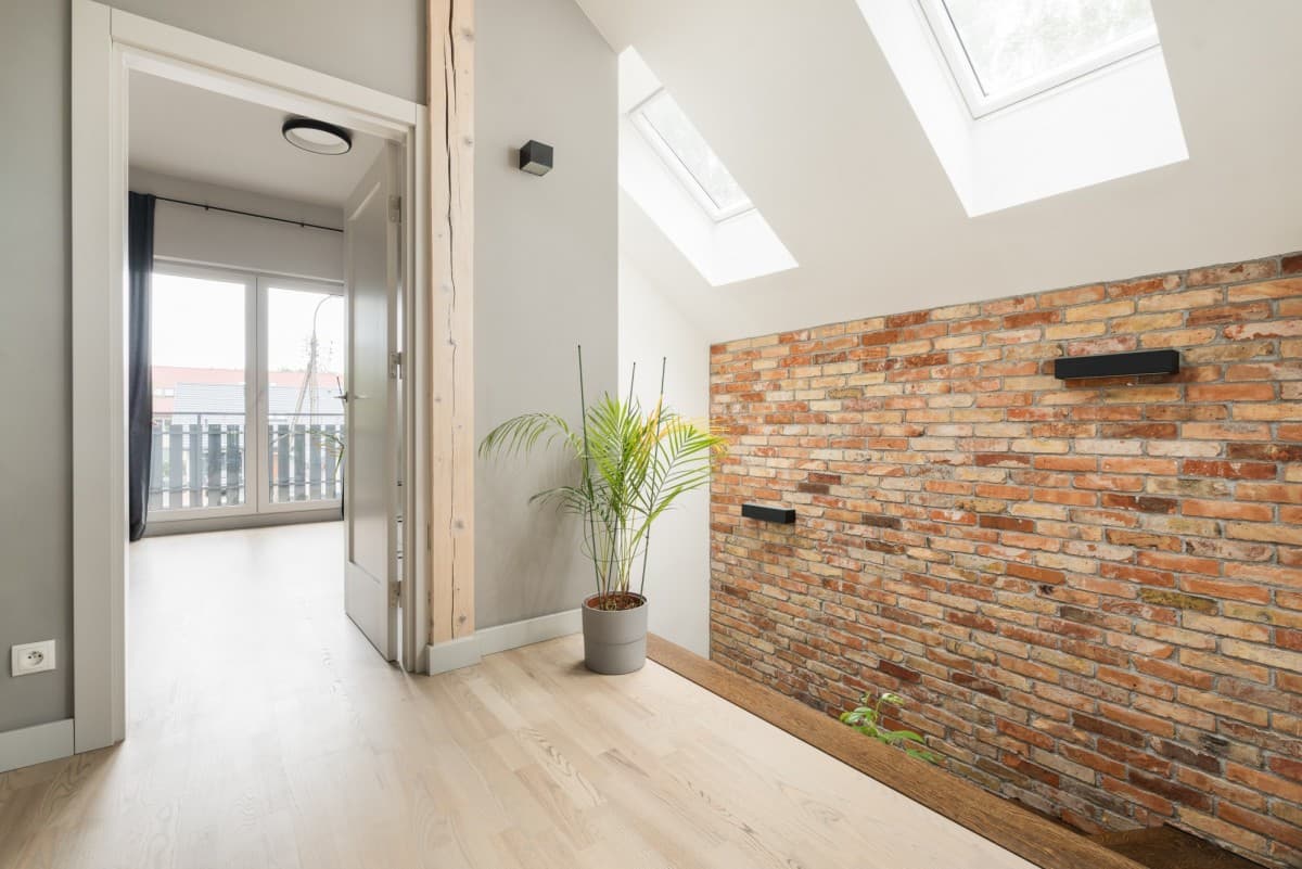 luxurious residence with independent guest apartment – 11