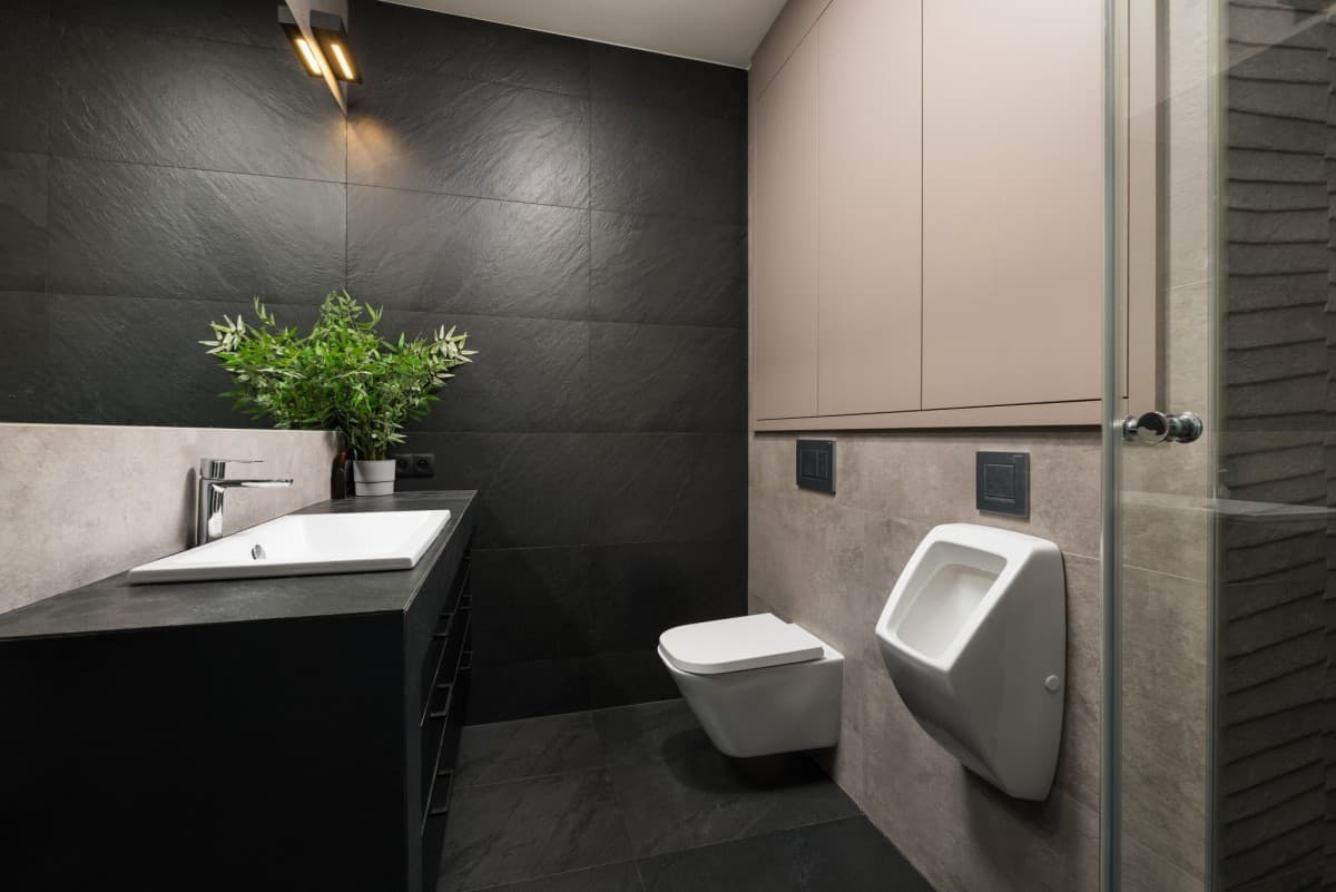 luxurious residence with independent guest apartment – 13