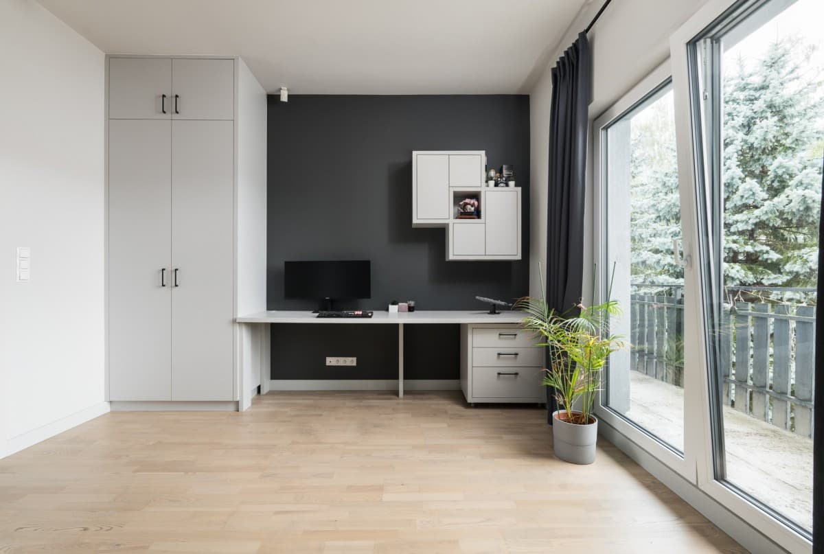 luxurious residence with independent guest apartment – 14