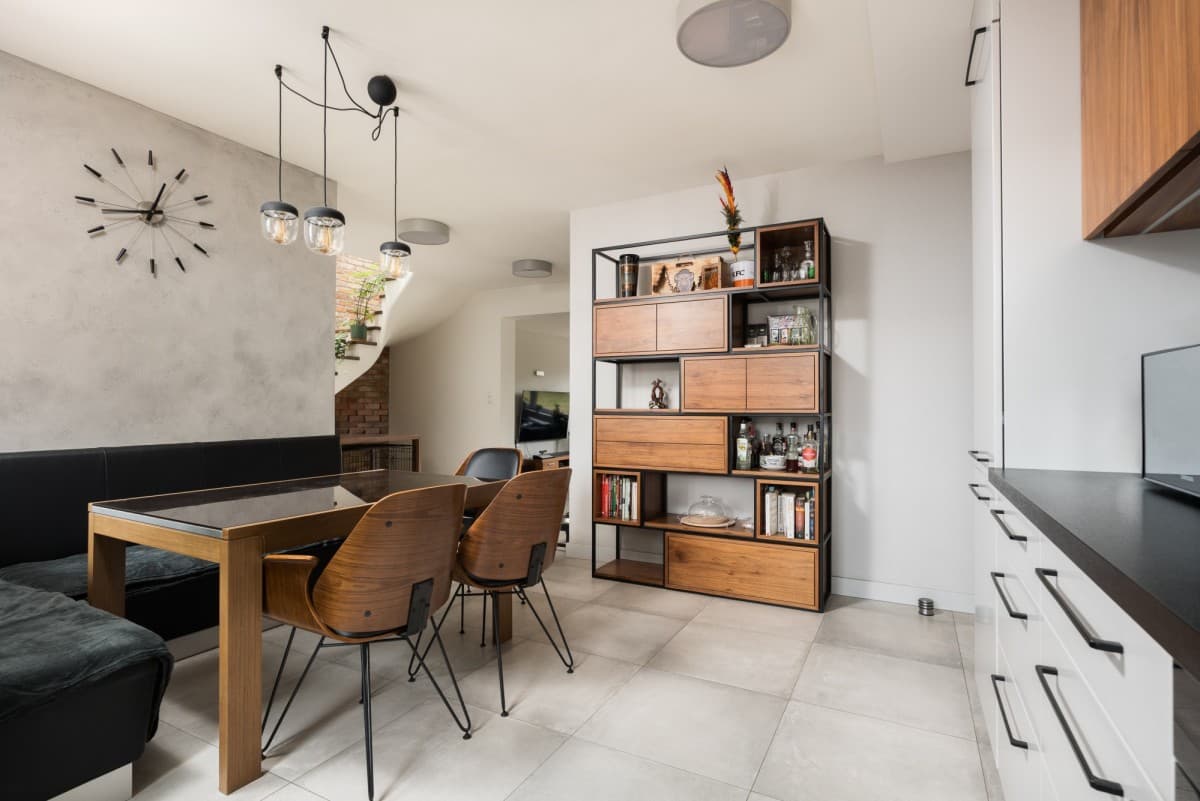 luxurious residence with independent guest apartment – 19