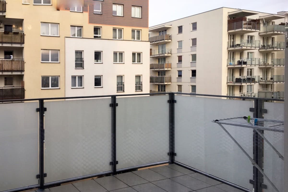 Comfortable 3-room apartment with large balcony – 18
