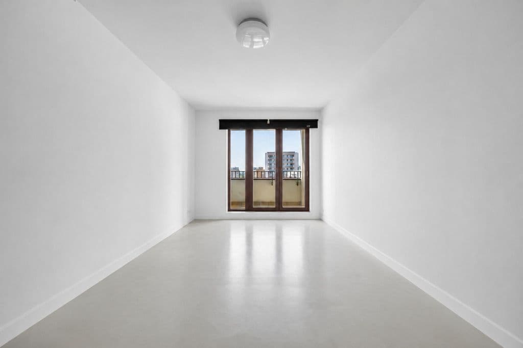 Spacious apartment with two balconies in Młociny – 9