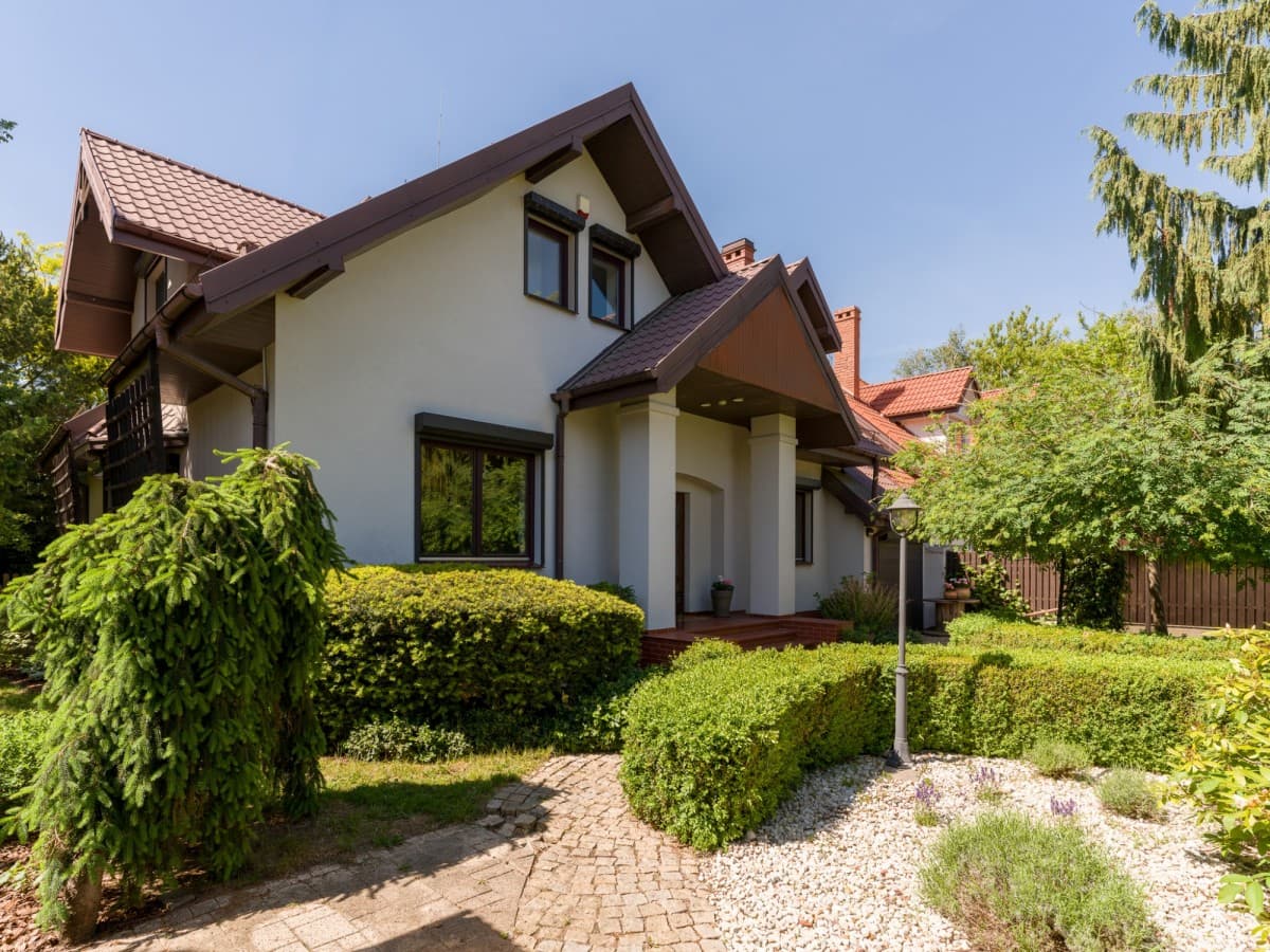 Renovated semi-detached home near Kabacki Forest – 4