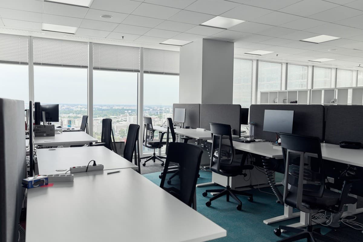 Premium office space with panoramic views in Warsaw – 12