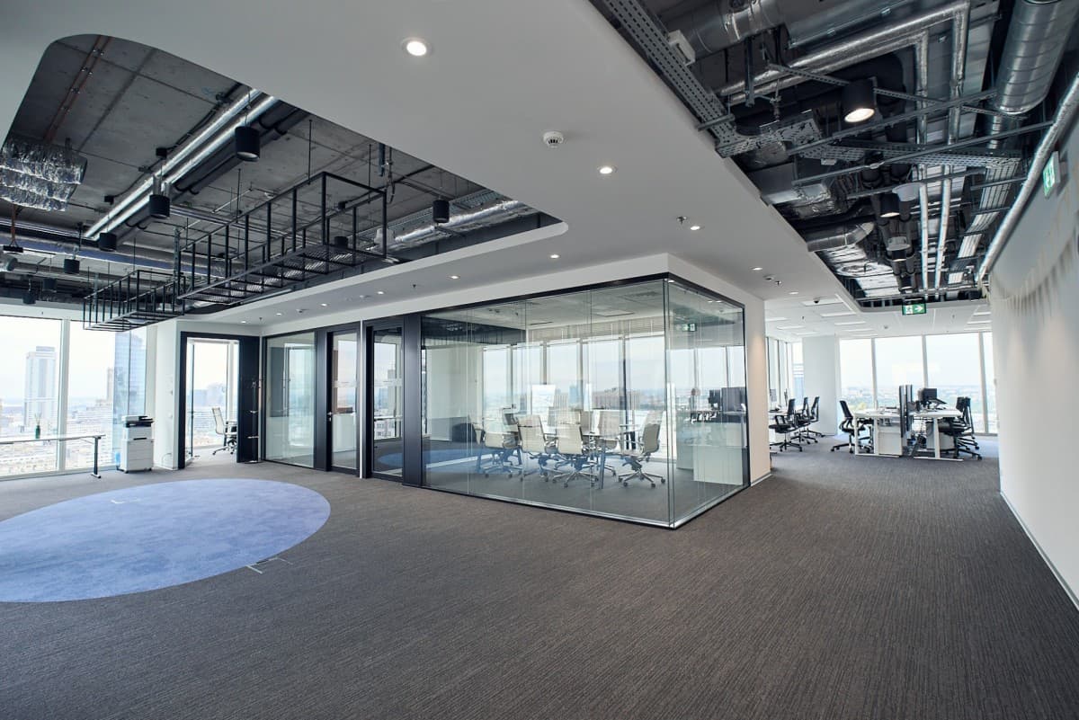 Premium office space with panoramic views in Warsaw – 15