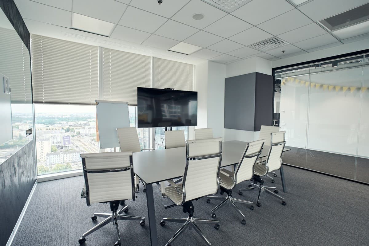Premium office space with panoramic views in Warsaw – 16