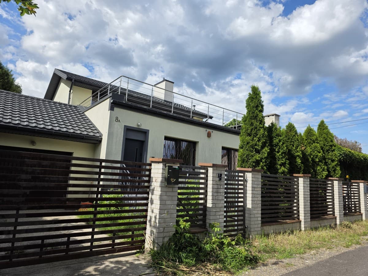 Renovated office and warehouse near Miedzeszyn station – 6