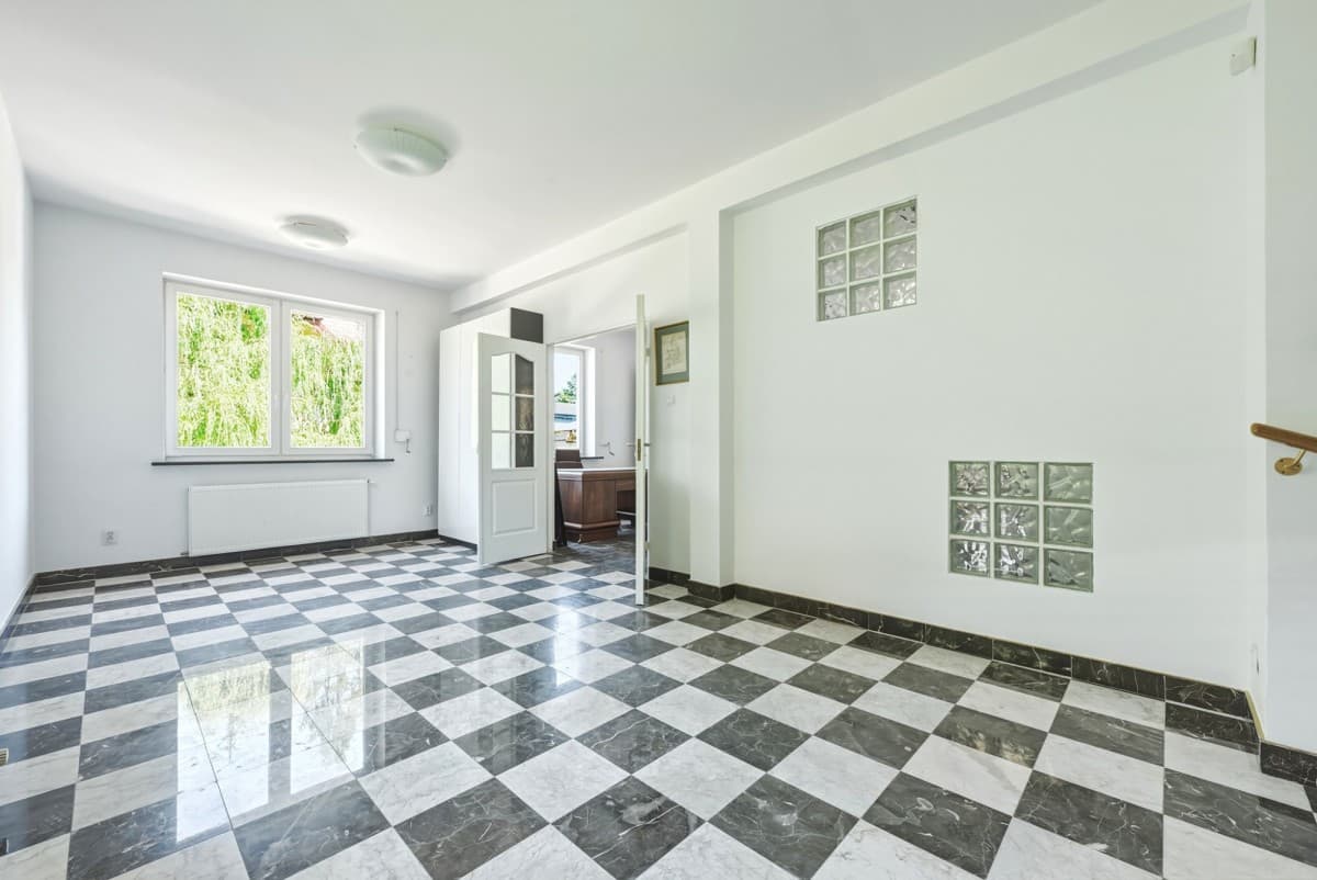 Standalone office-ready home in Wesoła-Stara Miłosna – 1