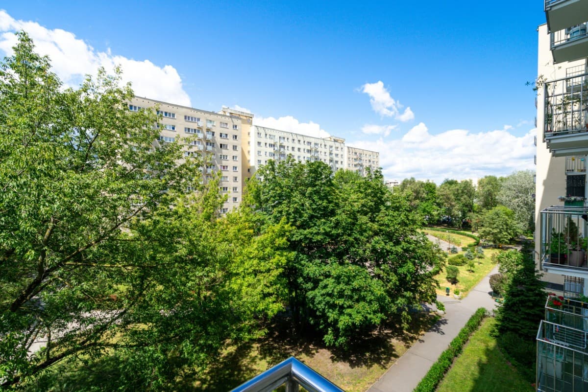 Functional 3-room apartment with balcony in Bielany – 6