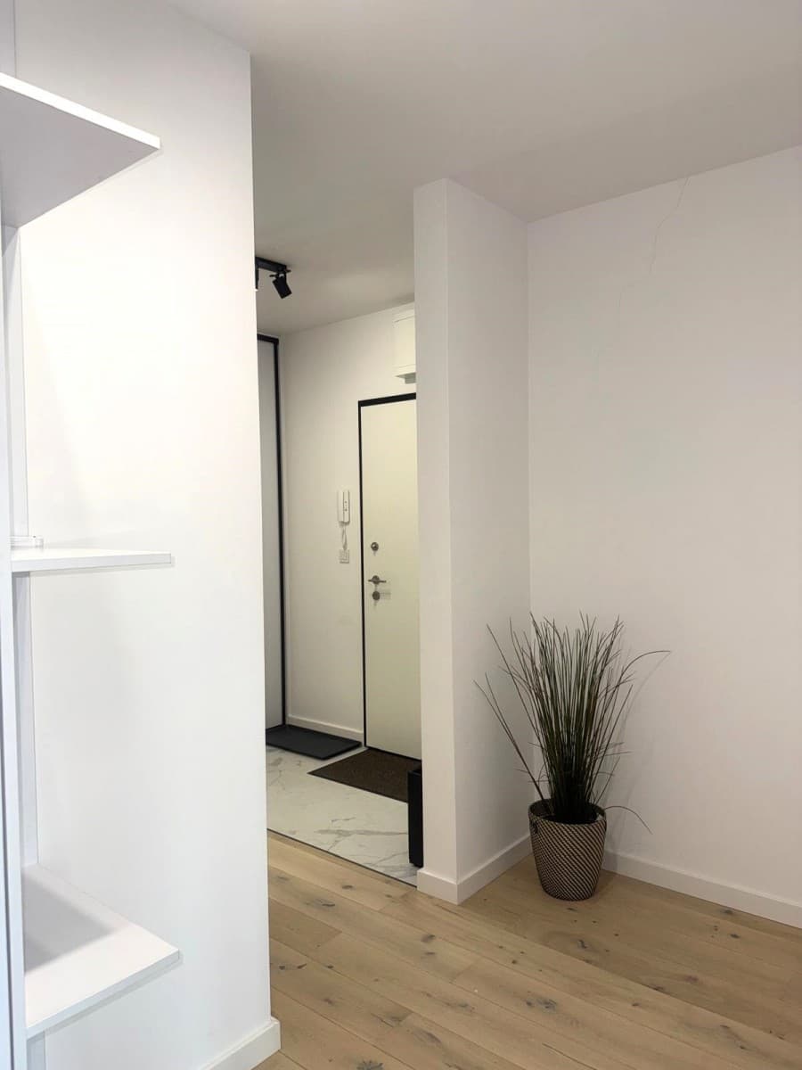 Stylish apartment in prestigious Kłopotowskiego No11 – 8