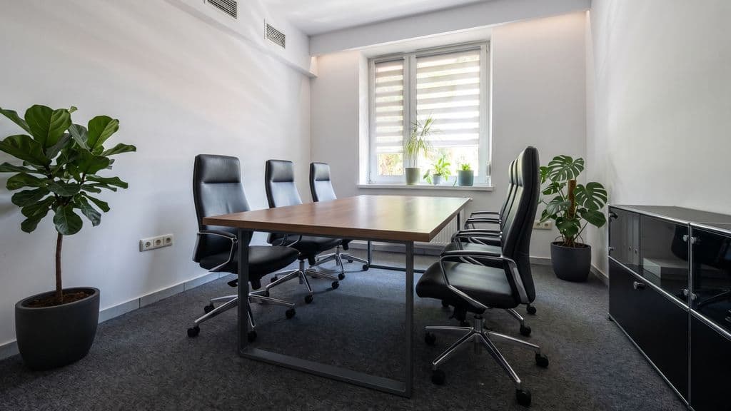 Spacious 7-room twin house, ideal for office – 6