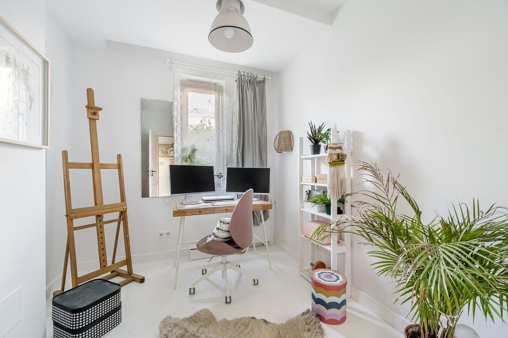 3-bedroom apartment with a large garden – 12