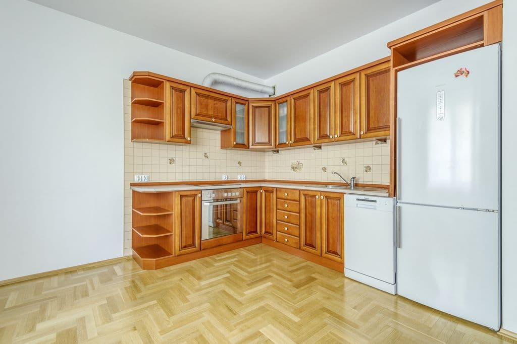 Studio with the option to create 2 rooms – 3