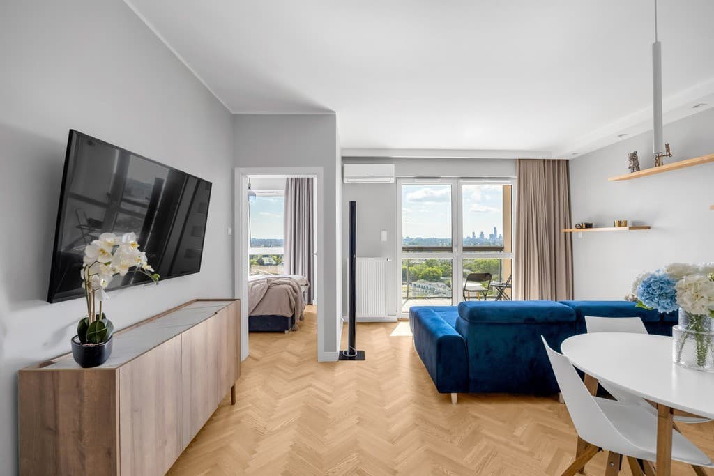 Stunning apartment with panoramic Warsaw views – 2