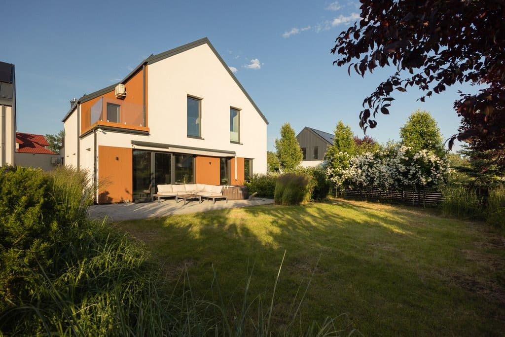 Stylish semi-detached house in Wilanów with garden – 17