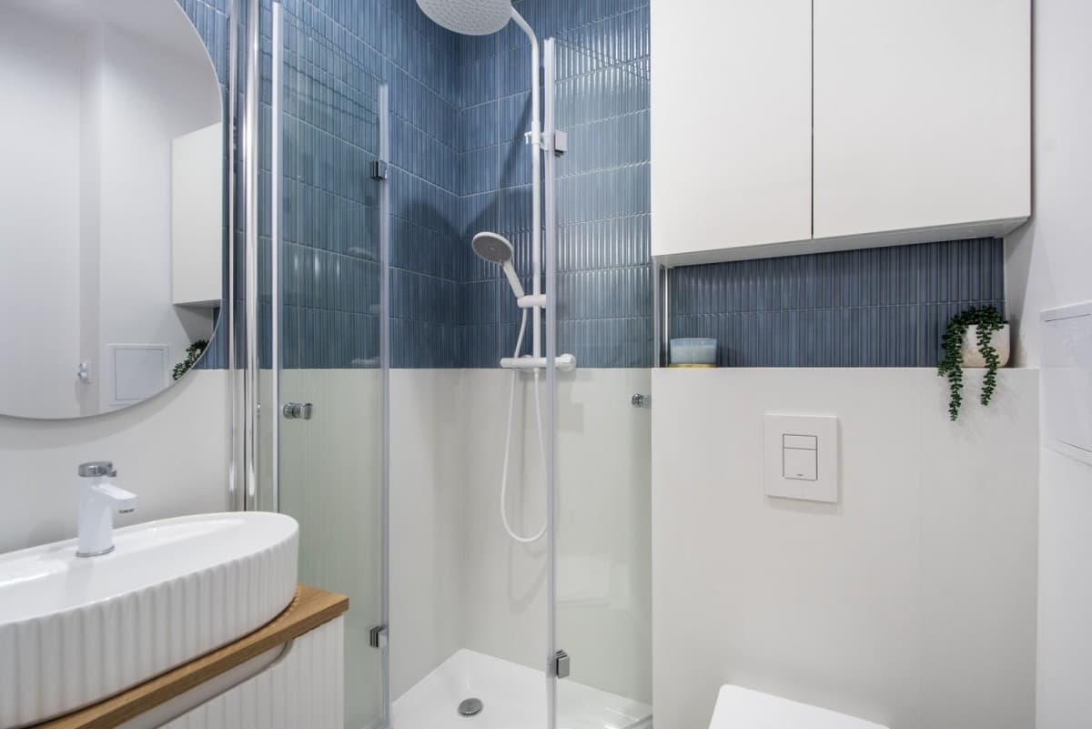 Stylish renovated apartment in vibrant Ochota area – 9