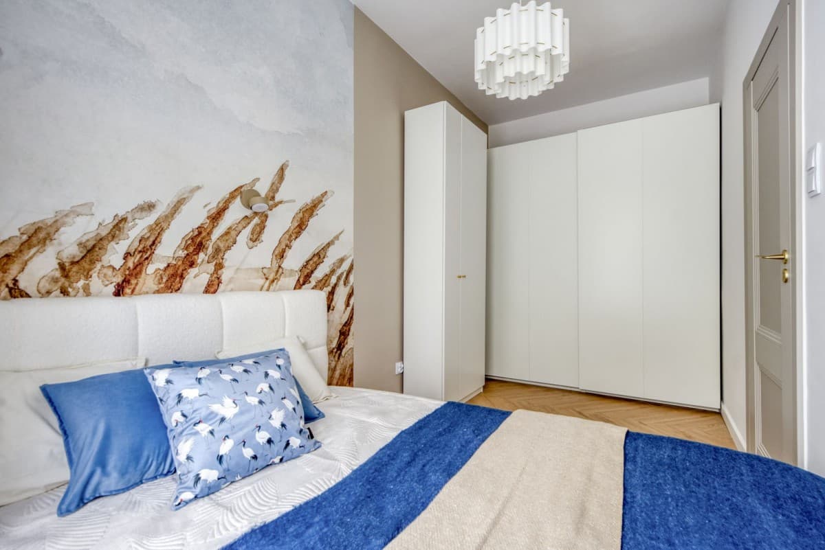 Stylish renovated apartment in vibrant Ochota area – 11