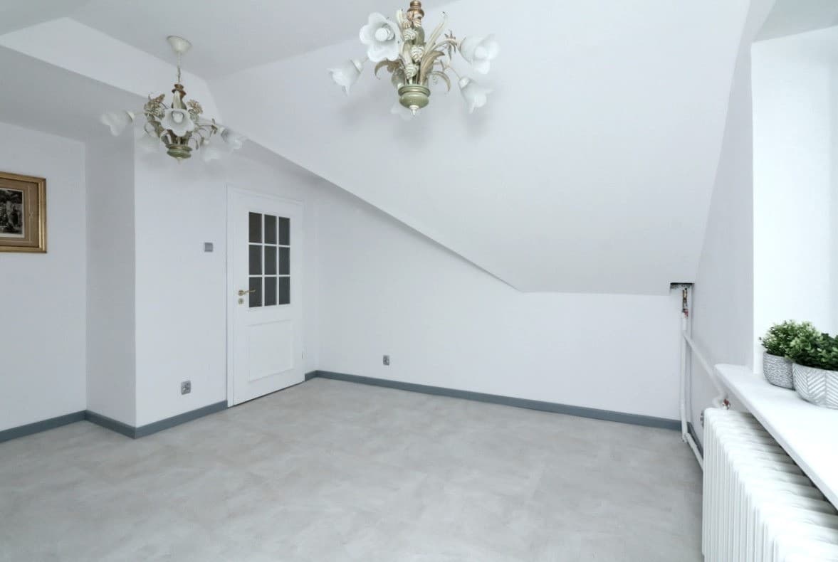 Fully renovated office space near Metro Zacisze – 22