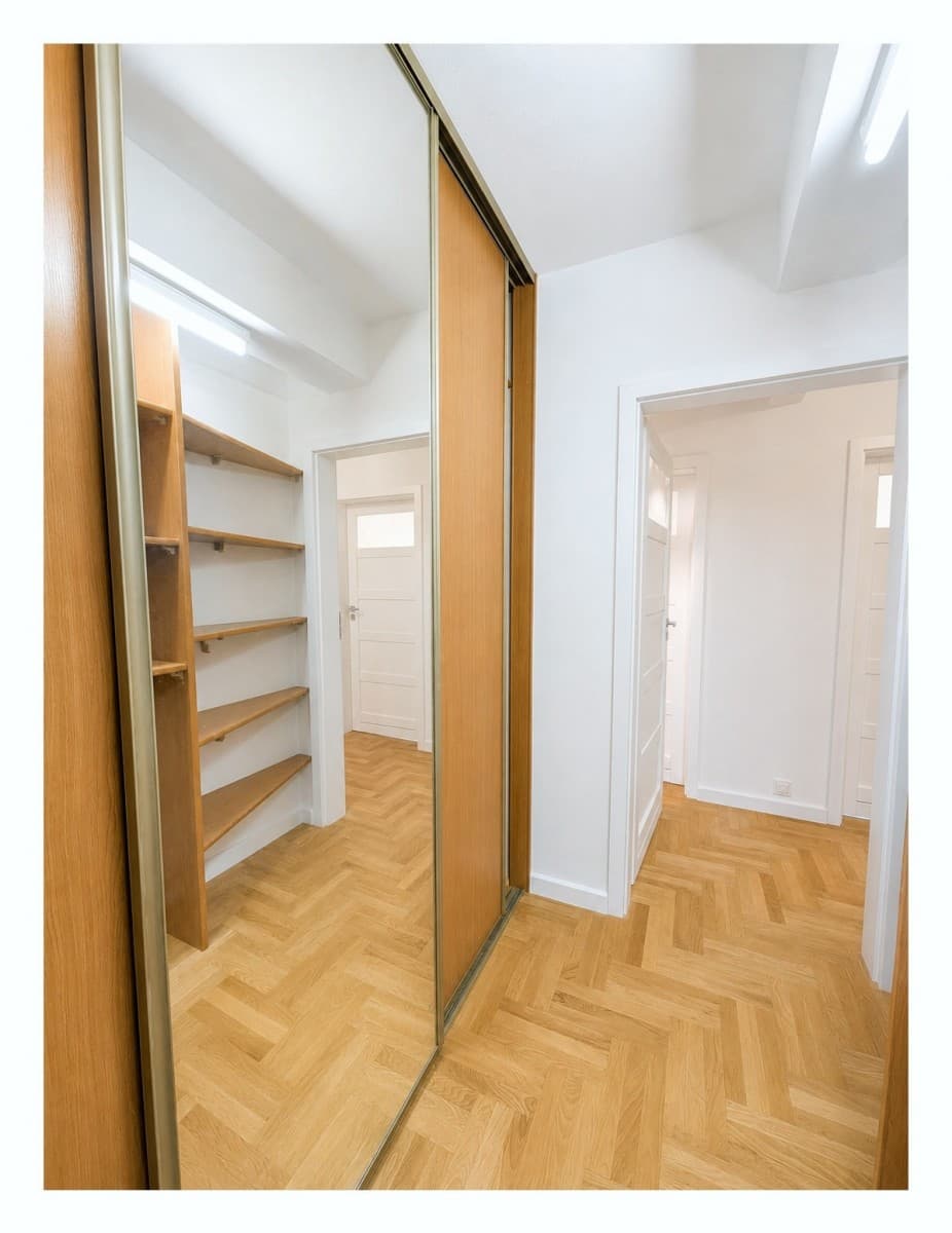 Fully renovated office space near Metro Zacisze – 40