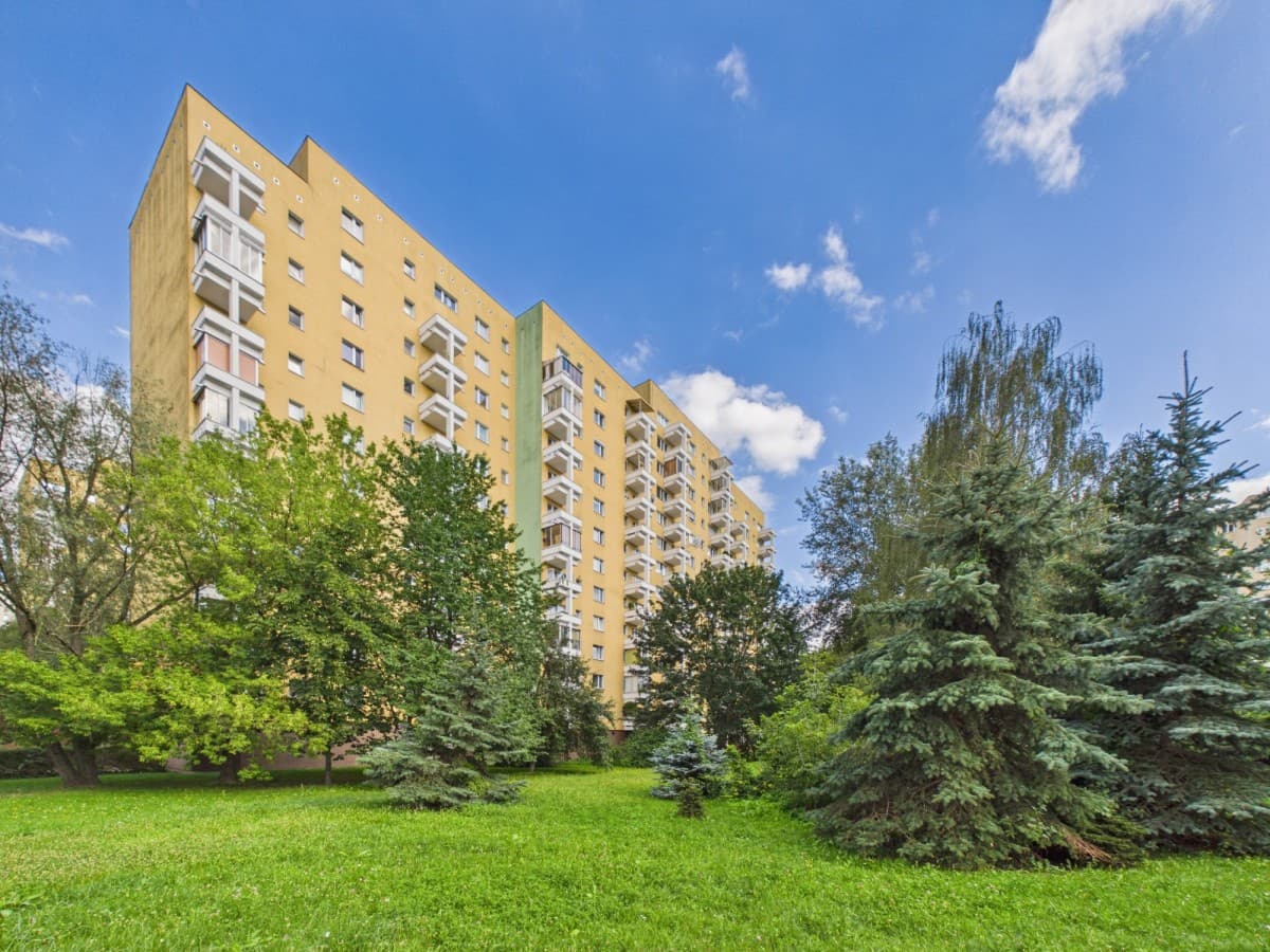Spacious 3-room flat in green Żoliborz locale – 28