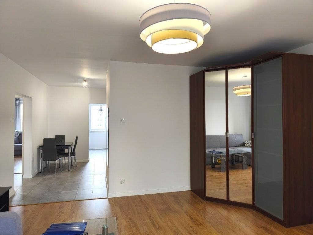 Freshly renovated 3-room apartment near metro – 13