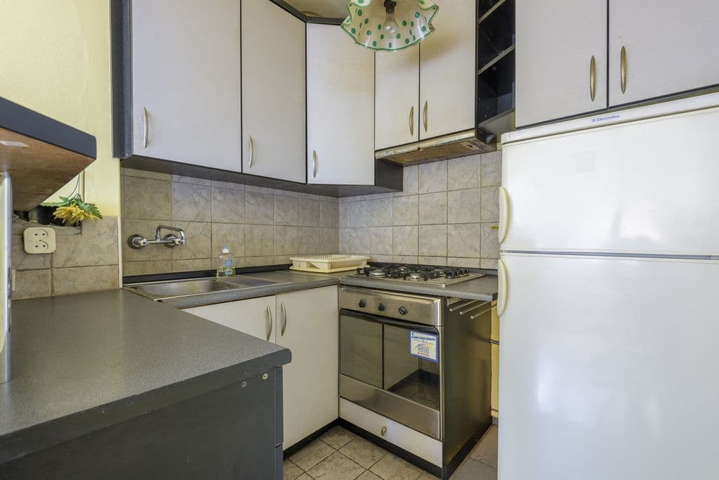 Cozy 2-room apartment with balcony in Muranów – 7