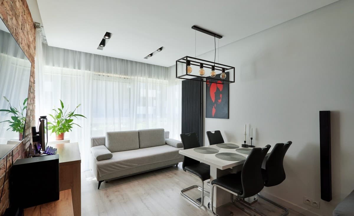 Spacious 2-room apartment in modern building – 1