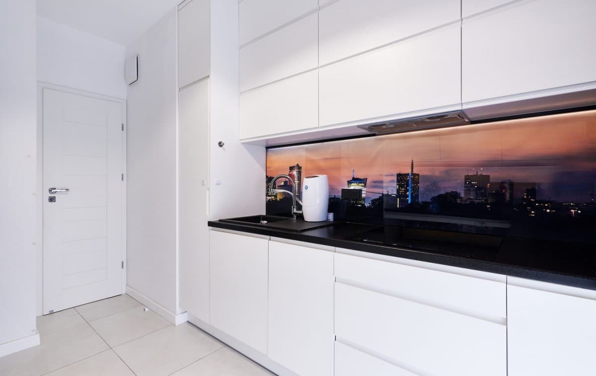 Spacious 2-room apartment in modern building – 10