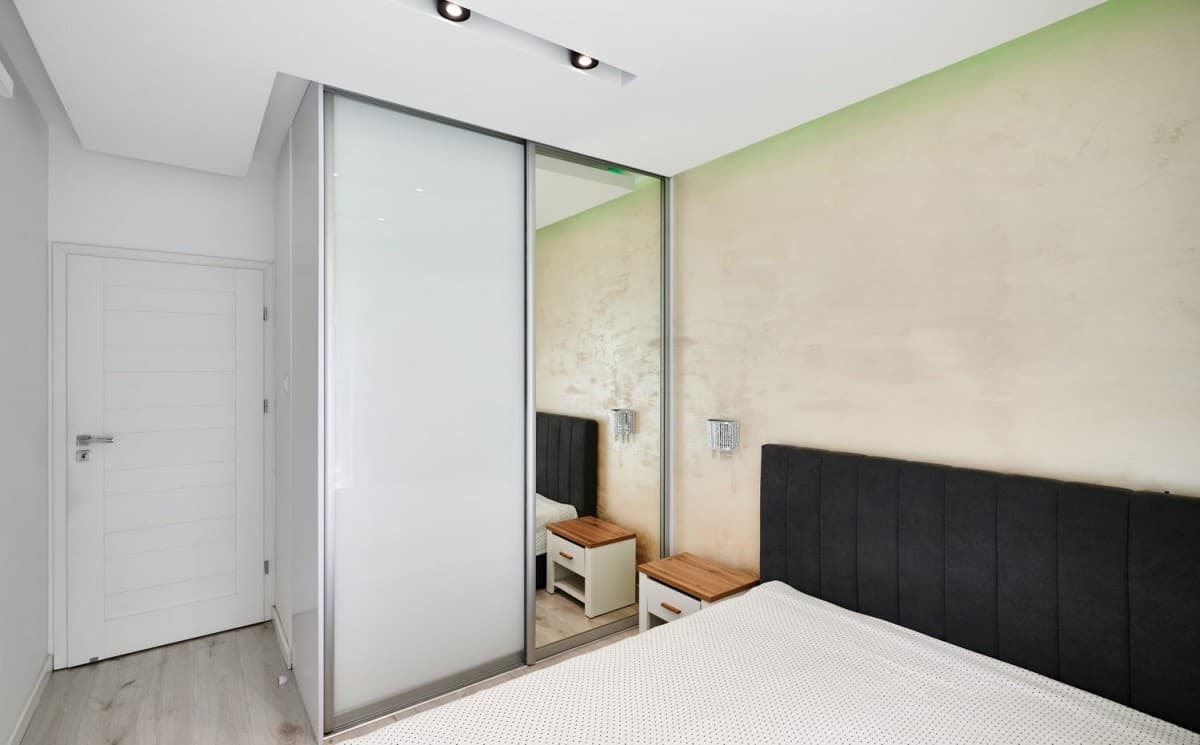 Spacious 2-room apartment in modern building – 13