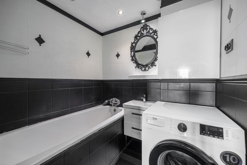 Spacious 3-room apartment ready to move in – 9