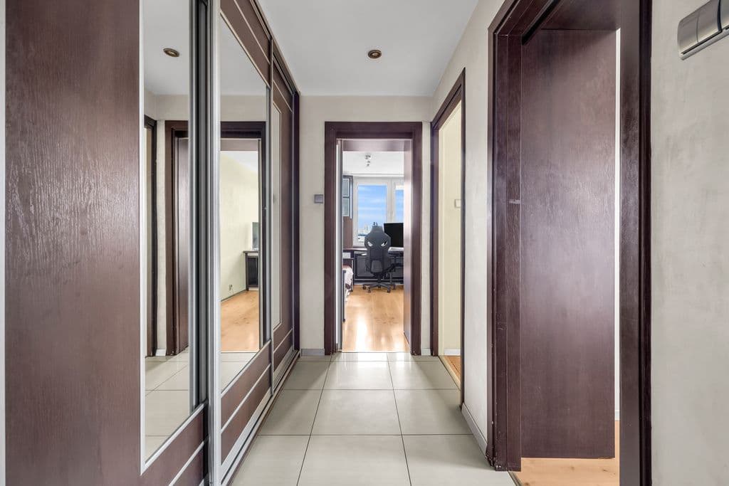 Spacious 3-room apartment ready to move in – 12