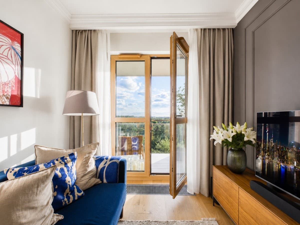 Elegant apartment with panoramic views of Warsaw – 9