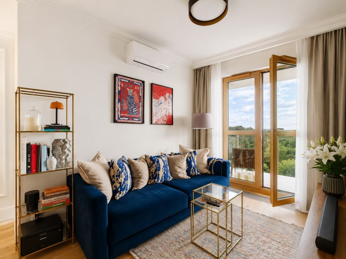 Elegant apartment with panoramic views of Warsaw – 10