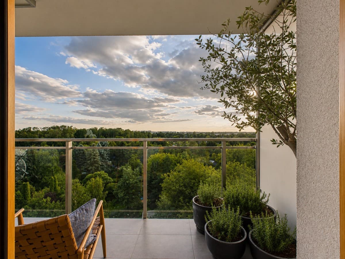 Elegant apartment with panoramic views of Warsaw – 17
