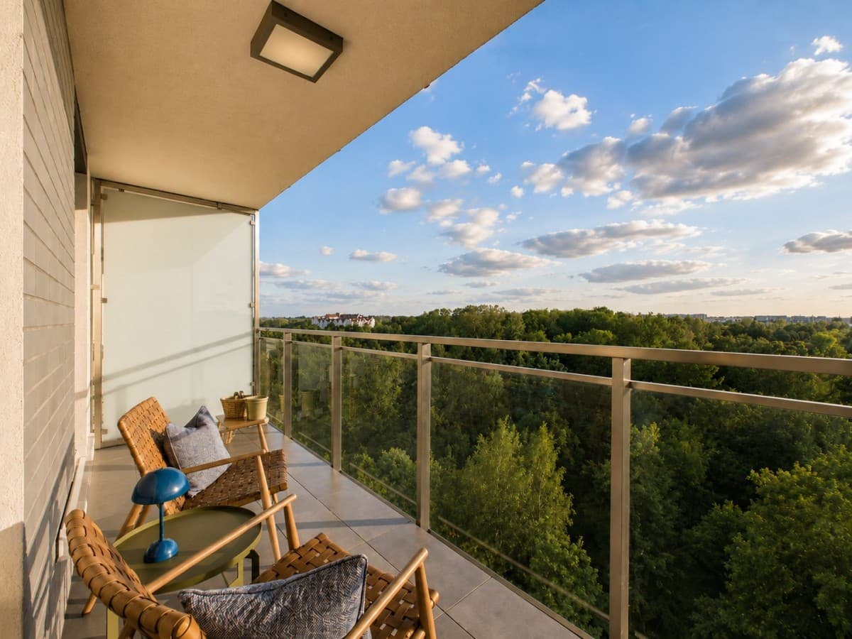 Elegant apartment with panoramic views of Warsaw – 18