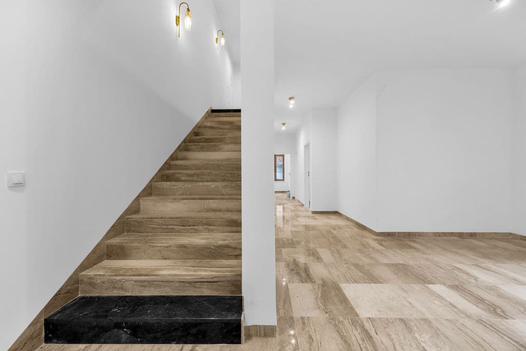 Historic villa with modern office space for rent – 9