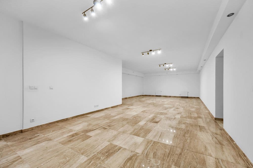 Historic villa with modern office space for rent – 10
