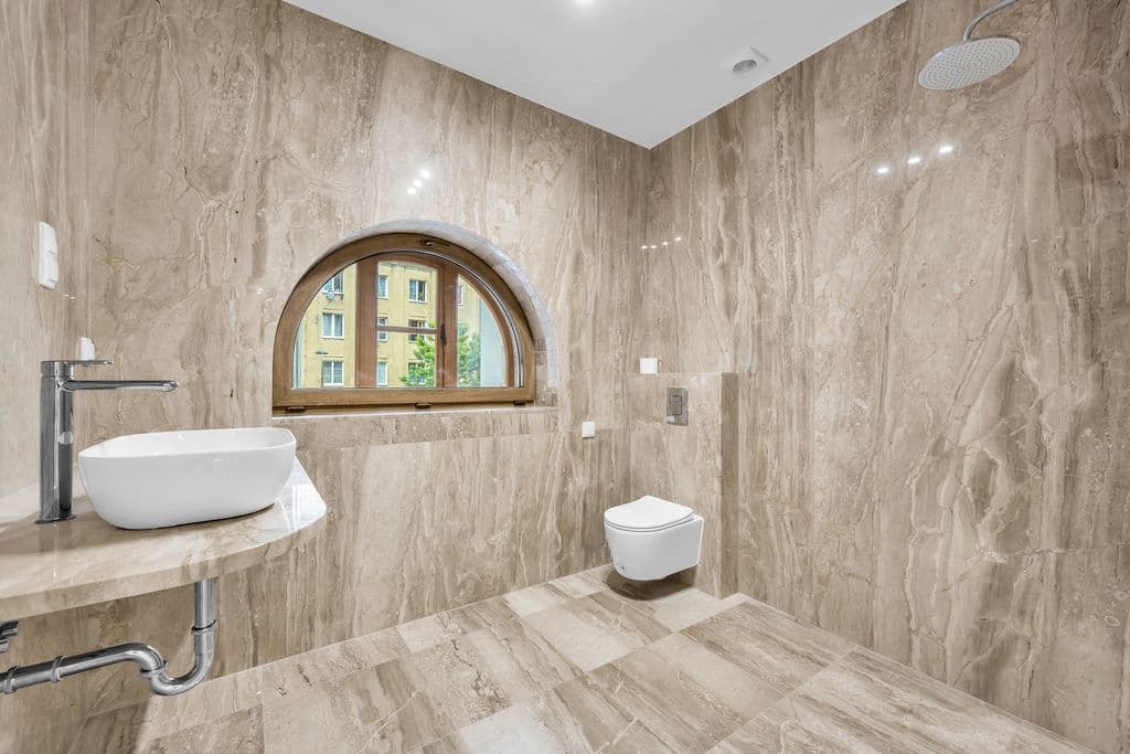 Historic villa with modern office space for rent – 12