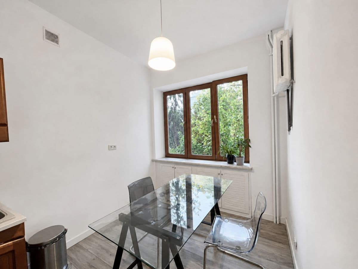 Charming 2-room apartment with balcony by Łazienki – 2