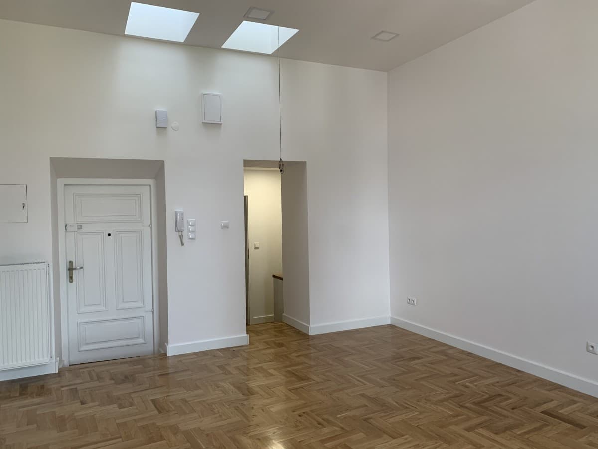 Office space with views of Palace of Culture – 2