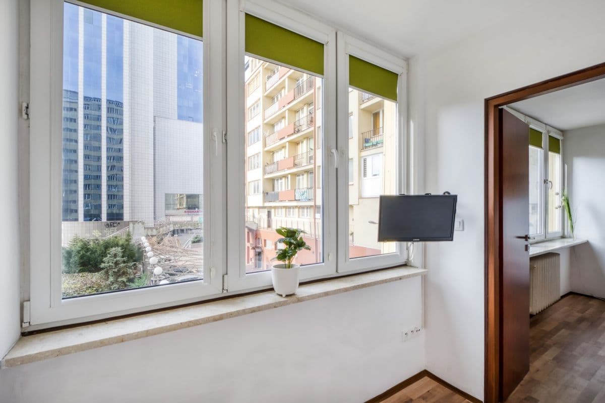 Quiet 2-room apartment in central Warsaw – 6