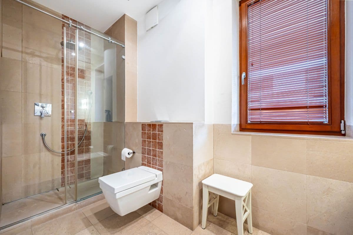 Spacious 3-bedroom apartment in prestigious Marina Mokotów – 17