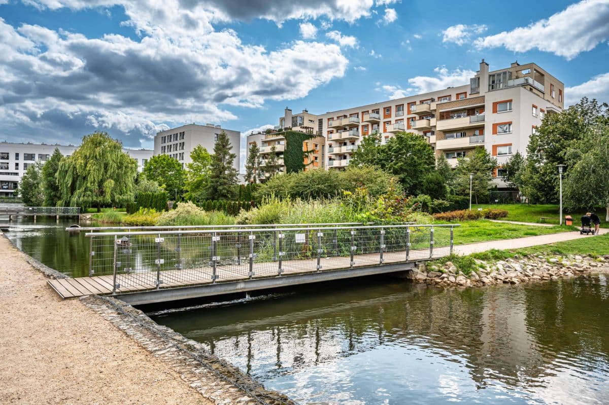 Spacious 3-bedroom apartment in prestigious Marina Mokotów – 32