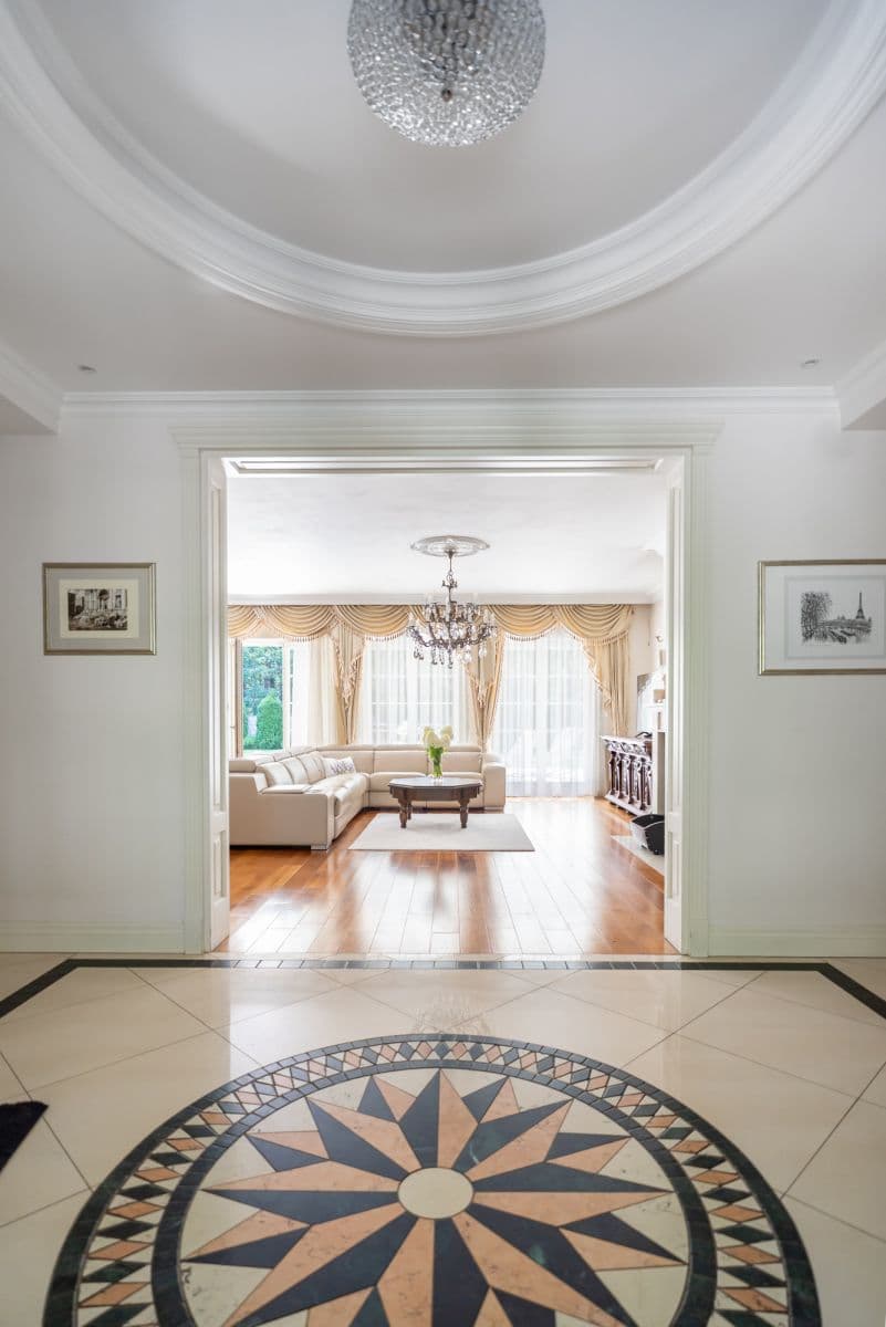 Elegant manor house set in lush forest – 5
