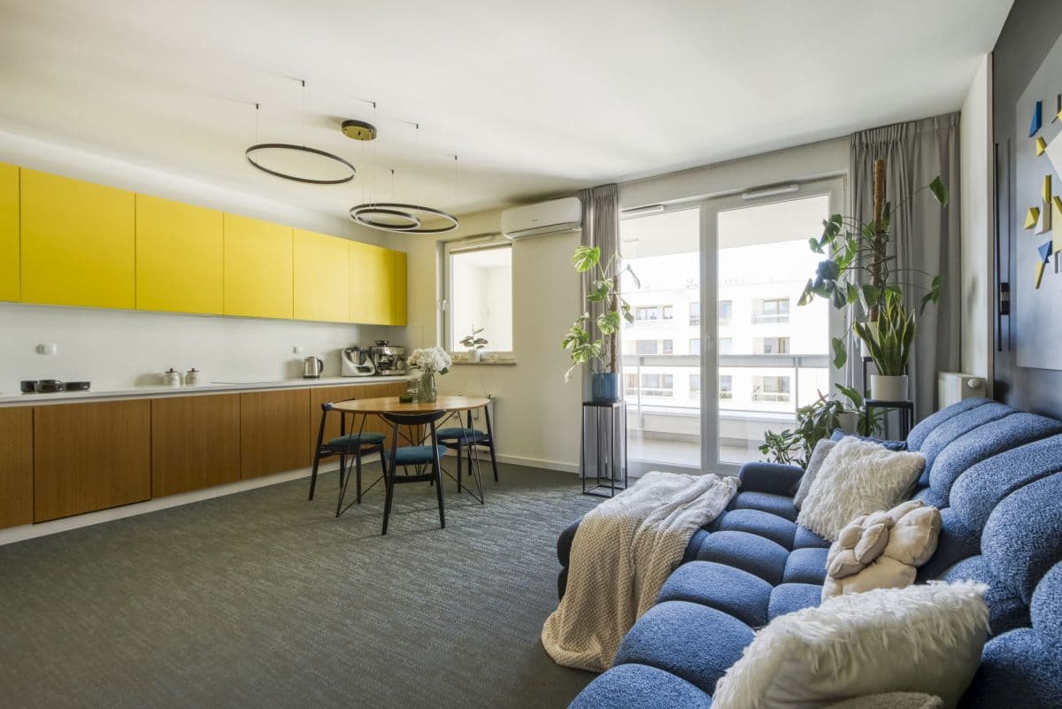 Quiet 2-room apartment near the city center – 3