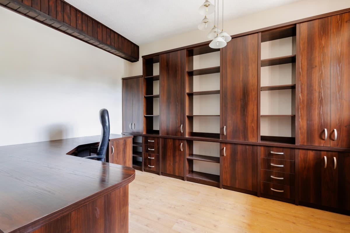 Spacious townhouse near forest with double garage – 7